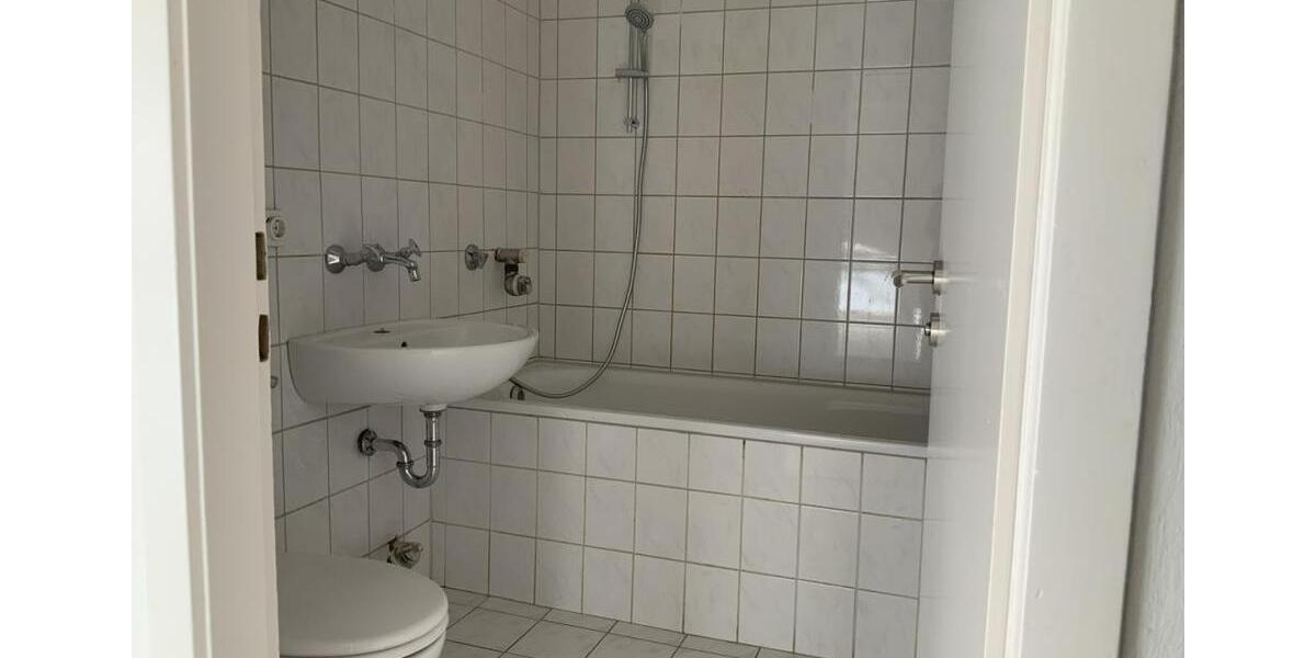 Etagenwohnung Monheim am Rhein - 3 Zimmer, 68 m&sup2;, 719&euro; | Angebot:25342921