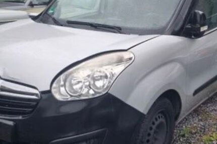 Opel Combo 150.000 km 1.999 &euro; Mönchengladbach 41169