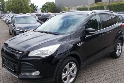 Ford Kuga 126.517 km 9.200 &euro; Willich 47877