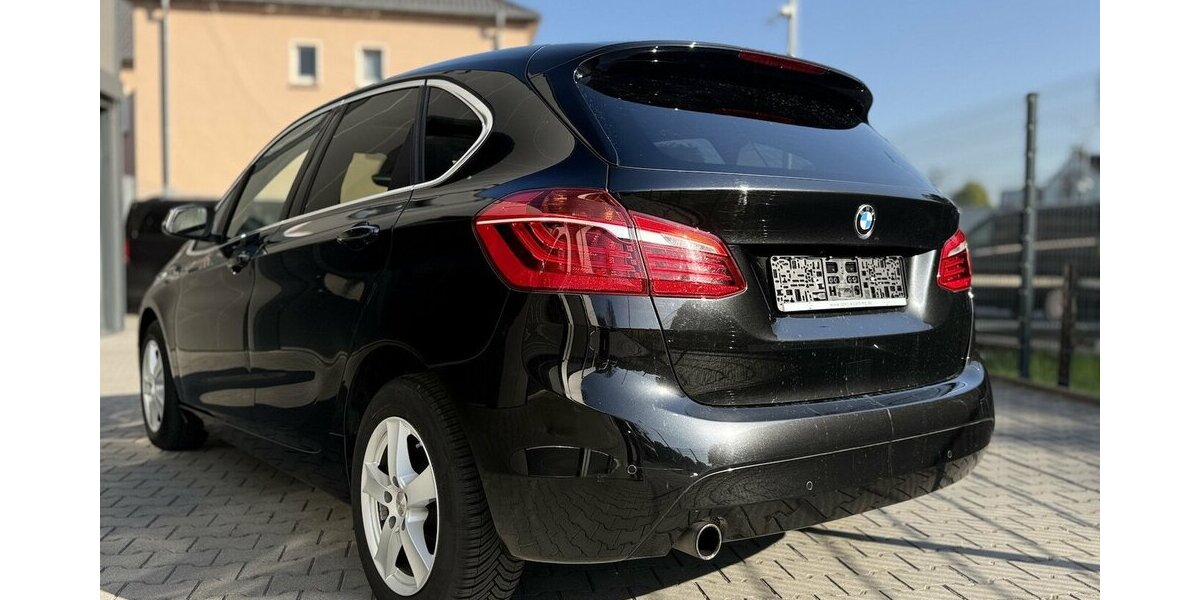 BMW 218 Active Tourer i / Advantage / PANO / Keyless 70.000 km 16.390 &euro; Mönchengladbach 41066