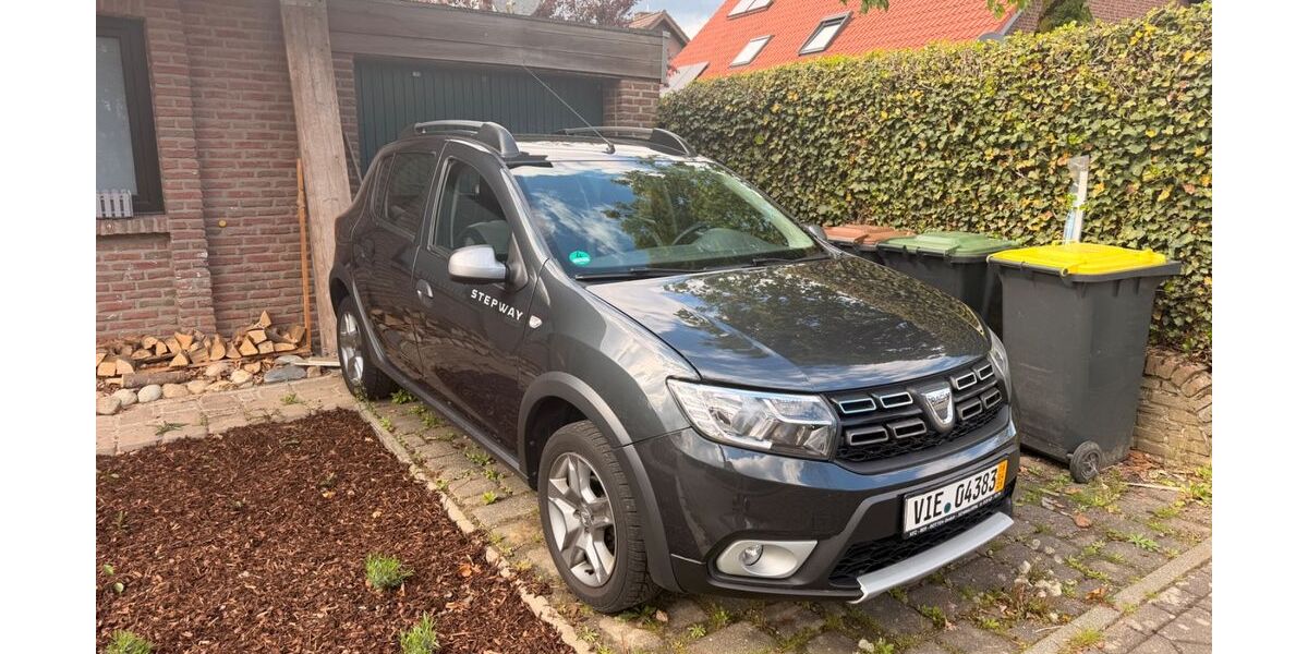 Dacia Sandero 132.000 km 4.900 &euro; Wassenberg 41849