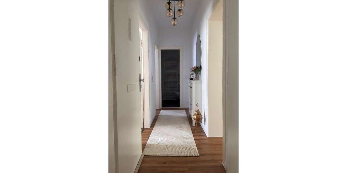Etagenwohnung Düsseldorf Stadtmitte - 3 Zimmer, 79 m&sup2;, 1.075&euro; | Angebot:26994171