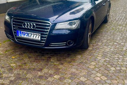 Audi A8 239.980 km 12.950 &euro; Düsseldorf 40229