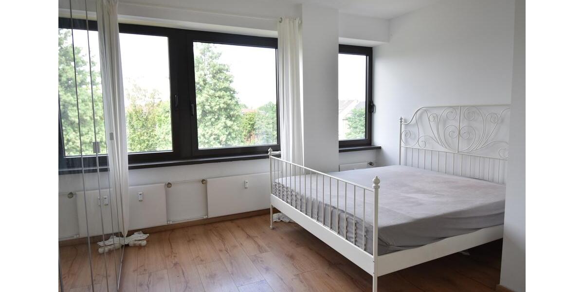 Etagenwohnung Düsseldorf Stadtbezirk 2 - 3 Zimmer, 90 m&sup2;, 1.510&euro; | Angebot:23769123