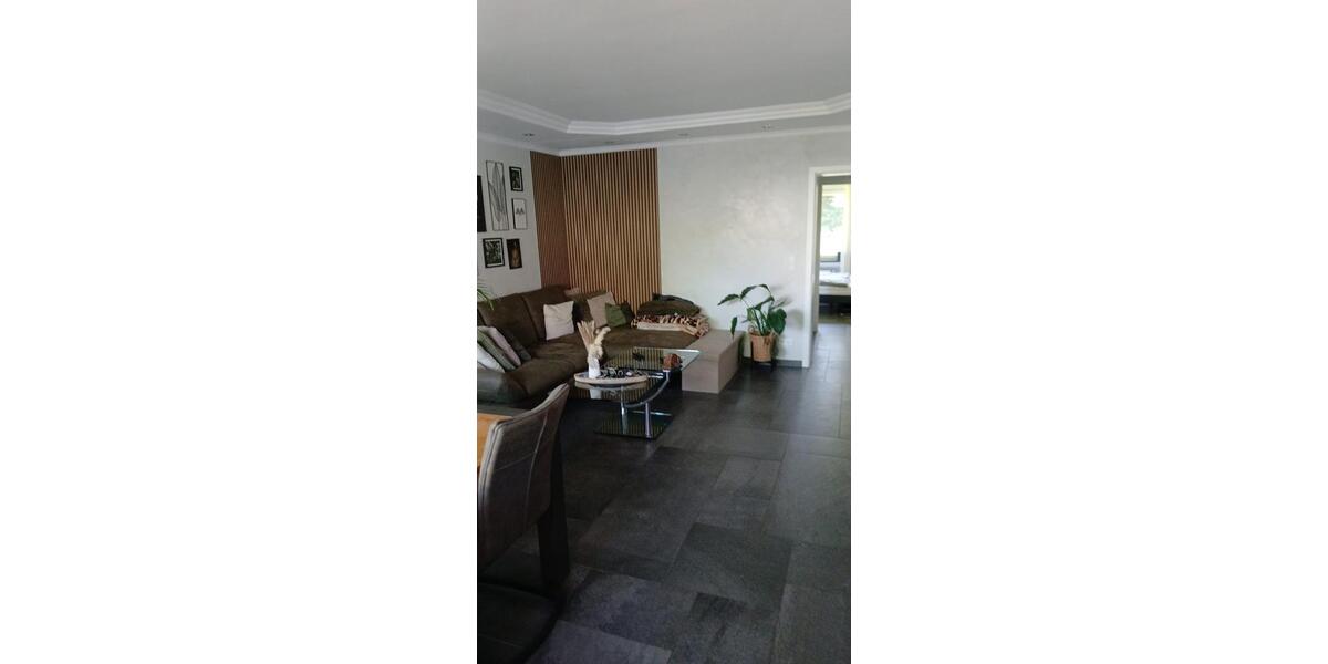 Erdgeschoßwohnung Krefeld Gellep-Stratum - 3 Zimmer, 70 m&sup2;, 235.000&euro; | Angebot:26124180