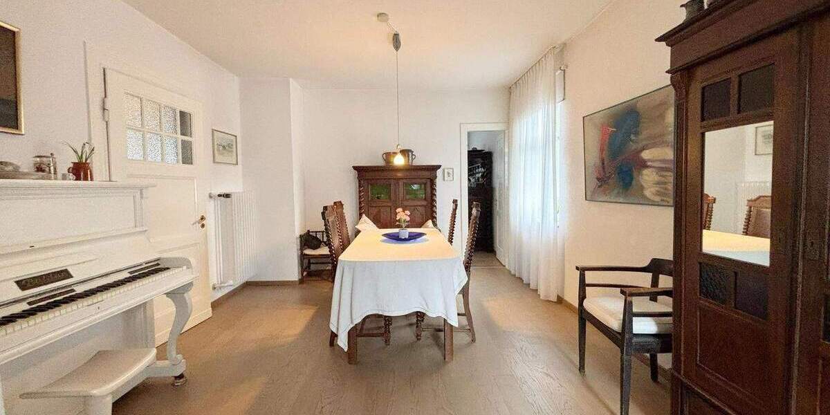 Einfamilienhaus Leverkusen Bürrig - 7 Zimmer, 160 m&sup2;, 619.500&euro; | Angebot:25665877