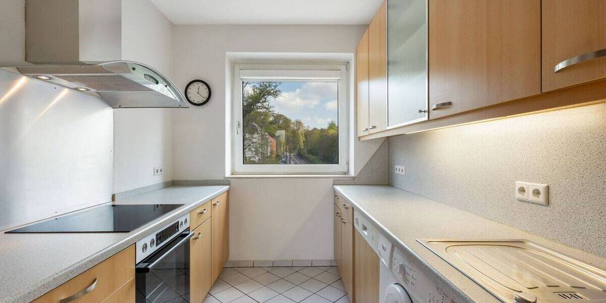 Etagenwohnung Düsseldorf Ludenberg - 2 Zimmer, 80 m&sup2;, 299.000&euro; | Angebot:26204335