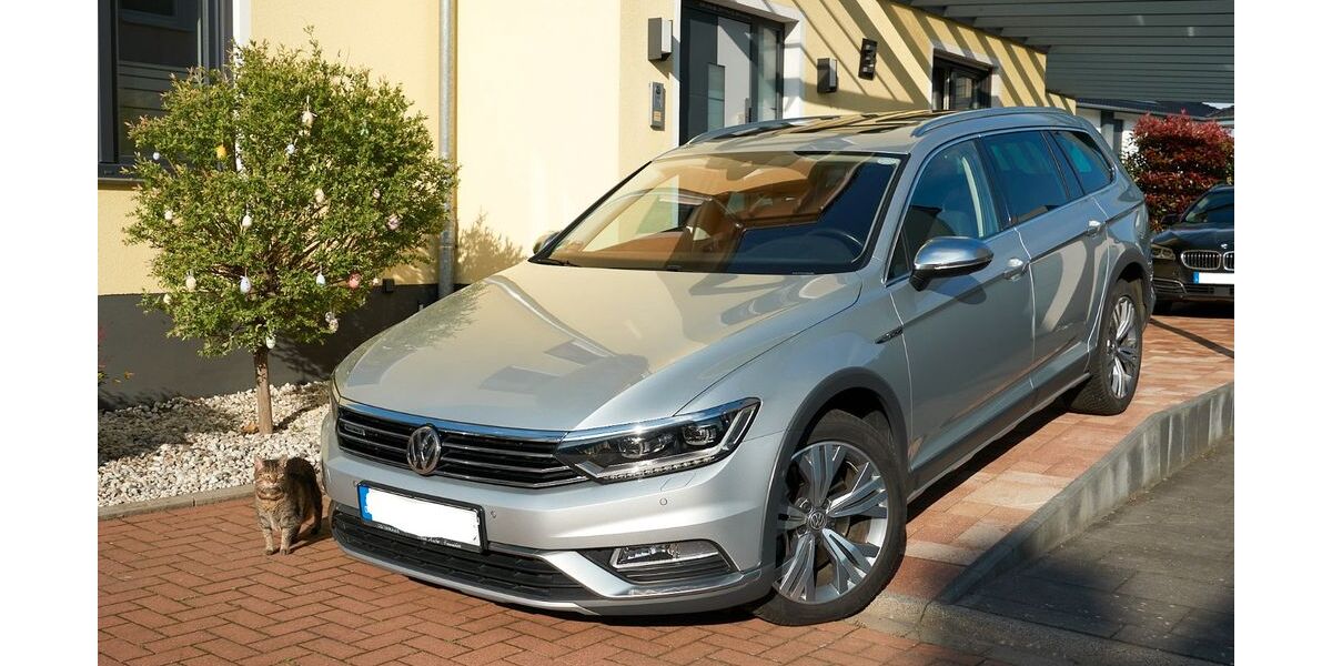 VW Passat Alltrack 115.269 km 21.500 &euro; Rommerskirchen 41569