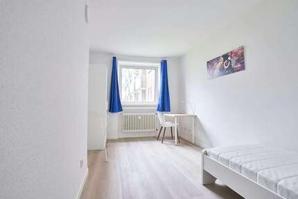 Zimmer Düsseldorf Wersten - 619&euro; | Angebot:27325604
