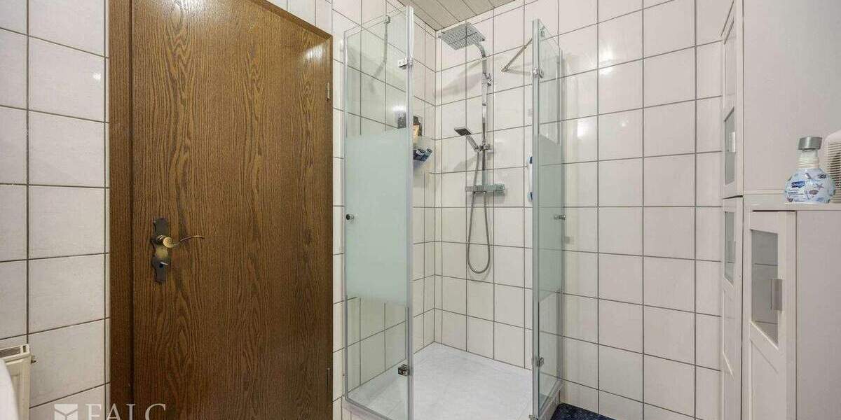 Doppelhaushälfte Bergheim Fliesteden - 6 Zimmer, 160 m&sup2;, 399.000&euro; | Angebot:25696533