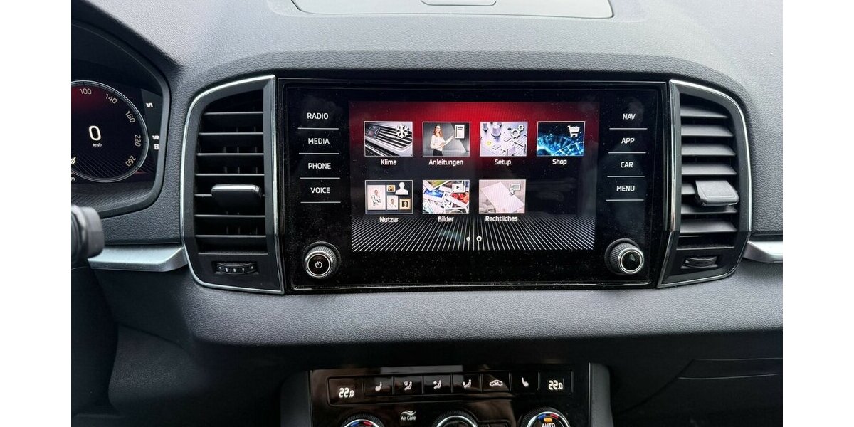 Skoda Karoq Clever/ Kamera / Virtual Cockpit / Keyless 36.000 km 24.890 &euro; Mönchengladbach 41066