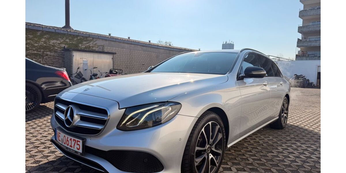 Mercedes-Benz E 200 75.600 km 22.190 &euro; Kaarst 41564