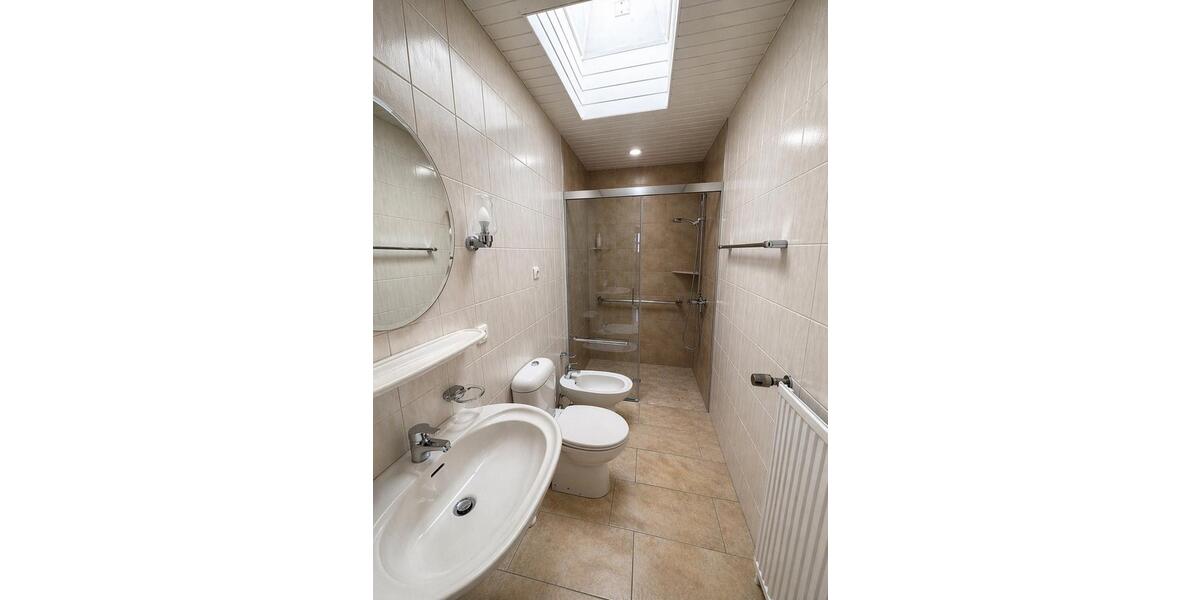 Bungalow Mönchengladbach West - 5 Zimmer, 135 m&sup2;, 445.000&euro; | Angebot:26977136