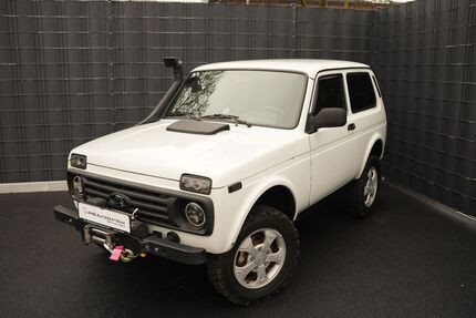 Lada Taiga 101.554 km 10.999 &euro; Dormagen 41539