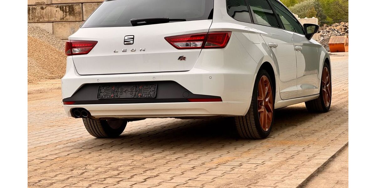 Seat Leon 142.200 km 9.900 &euro; Hückelhoven 41836