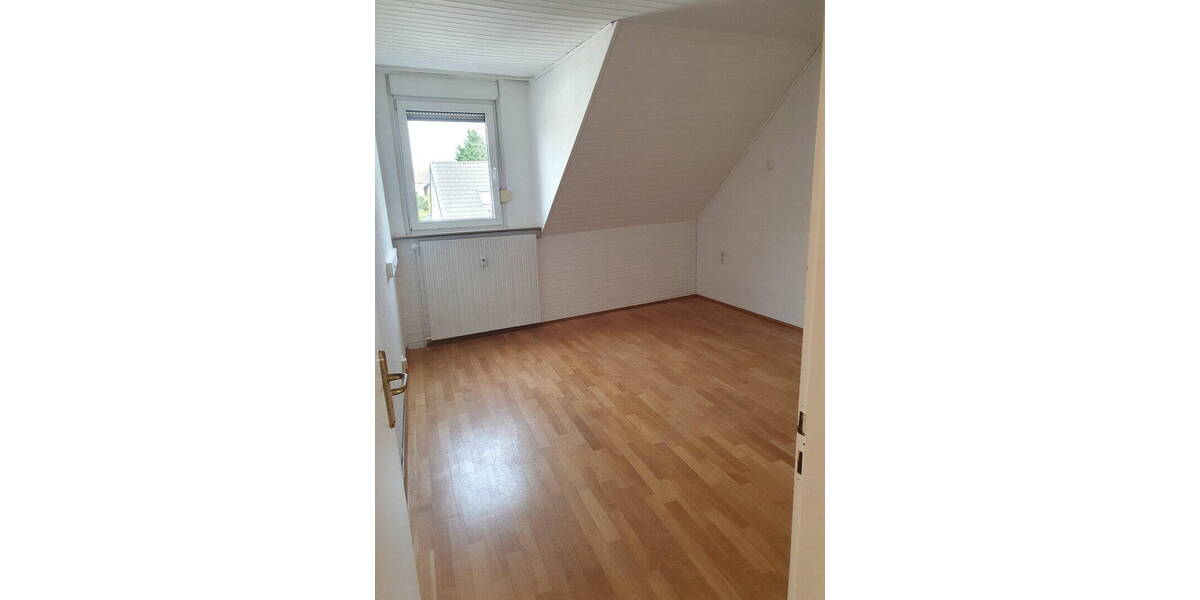 Mehrfamilienhaus, Wohnhaus Bergheim Quadrath-Ichendorf - 7 Zimmer, 310 m&sup2;, 380.000&euro; | Angebot:26190414