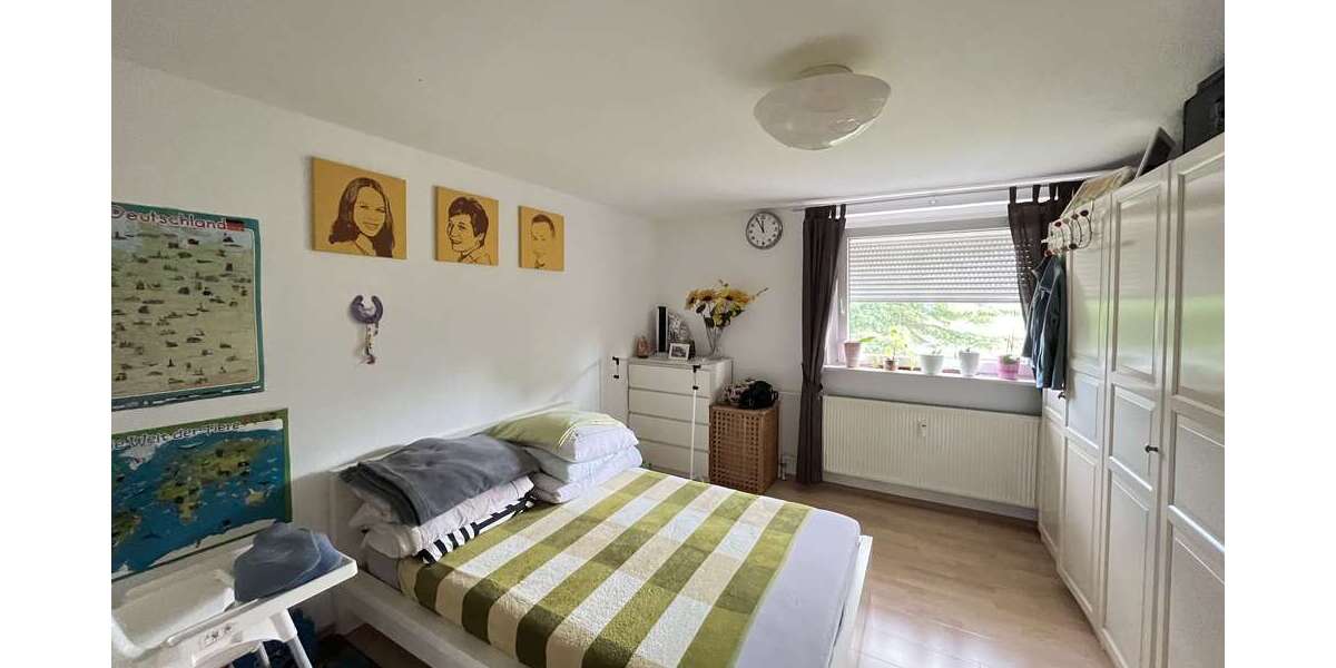 Etagenwohnung Düsseldorf Stadtbezirk 5 - 4 Zimmer, 121 m&sup2;, 165.000&euro; | Angebot:26225213