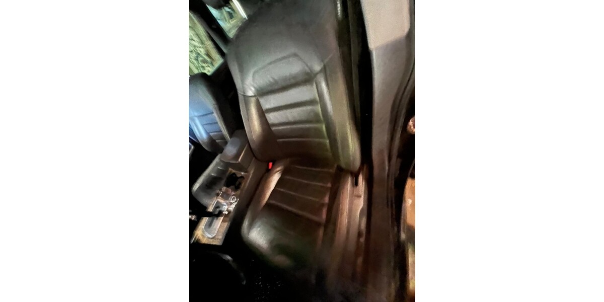 VW Touareg 380.000 km 3.750 &euro; Wegberg 41844