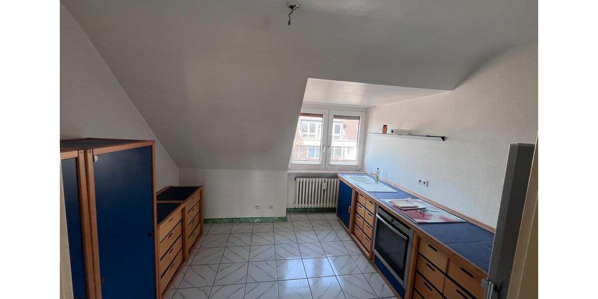 Dachgeschoßwohnung Düsseldorf Stadtbezirk 9 - 2 Zimmer, 54 m&sup2;, 950&euro; | Angebot:25714491