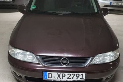 Opel Vectra 196.144 km 1.200 &euro; Düsseldorf 40470