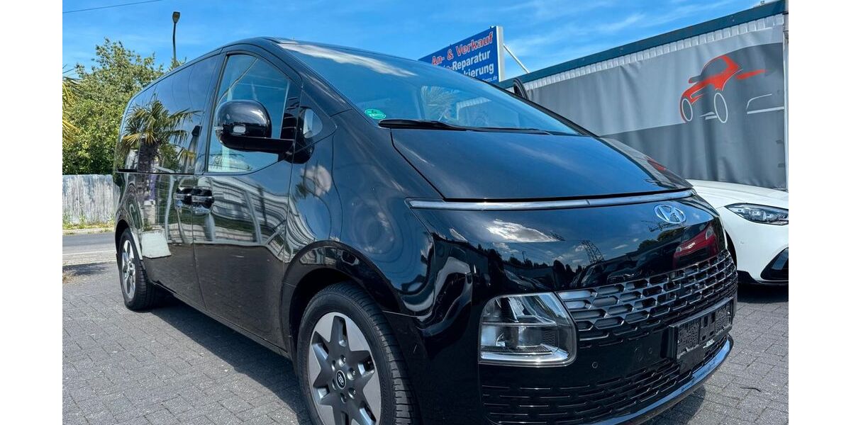 Hyundai STARIA 102.970 km 29.850 &euro; Düsseldorf 40627