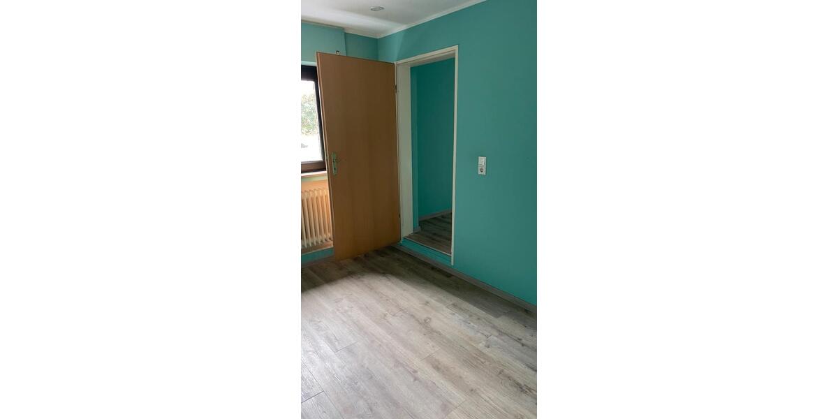 Etagenwohnung Monheim am Rhein - 1 Zimmer, 63 m&sup2;, 630&euro; | Angebot:25721953