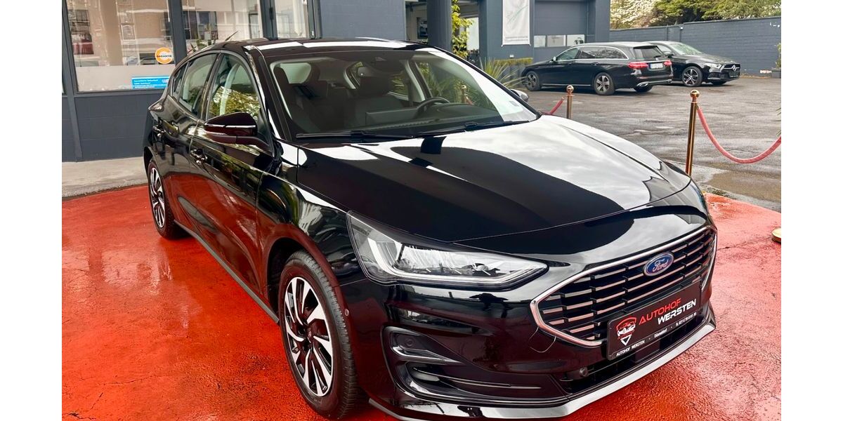 Ford Focus 14.776 km 22.990 &euro; Düsseldorf 40589