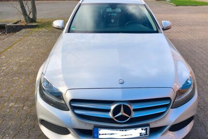 Mercedes-Benz C 180 94.000 km 17.500 &euro; Neuss 41462