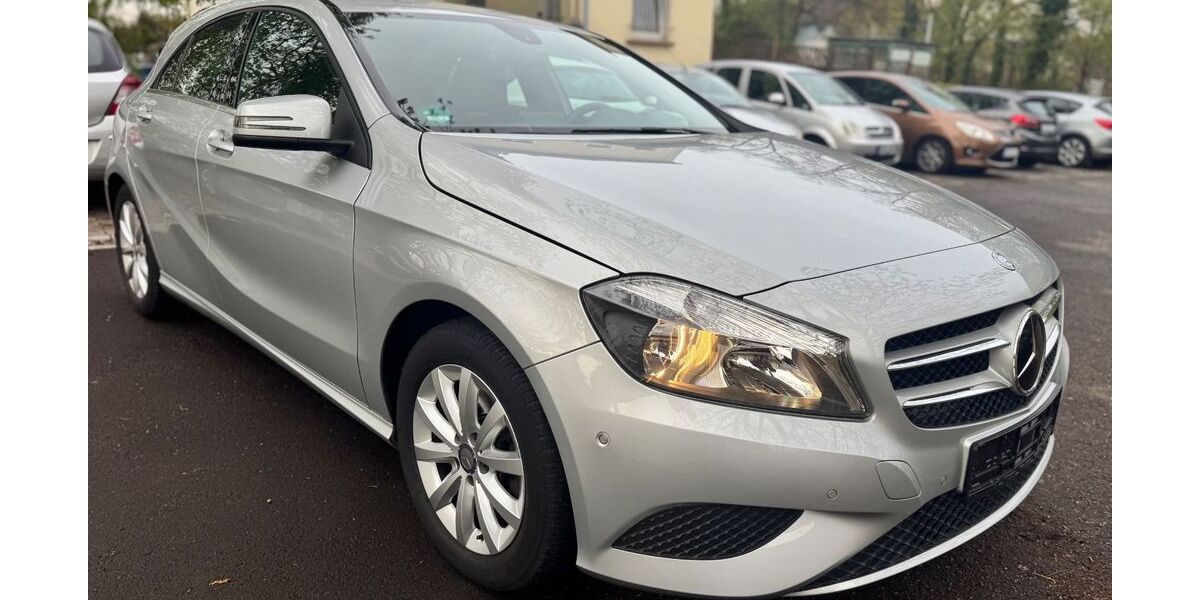 Mercedes-Benz A 180 85.700 km 11.999 &euro; Leverkusen 51373