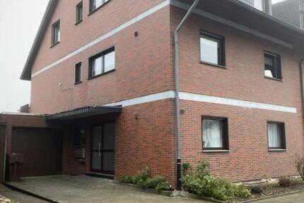 Haus Mönchengladbach West - 11 Zimmer, 219 m&sup2;, 475.000&euro; | Angebot:27226284