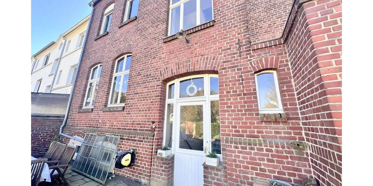 Mehrfamilienhaus, Wohnhaus Mönchengladbach Rheindahlen - 1 Zimmer, 161 m&sup2;, 329.000&euro; | Angebot:26246203