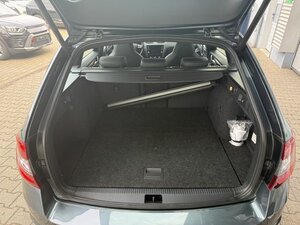 Skoda OCTAVIA TSI RS 2.0 Combi +Navi+CarPlay+Totwinkel+ 89.000 km 23.450 &euro; Meerbusch 40667