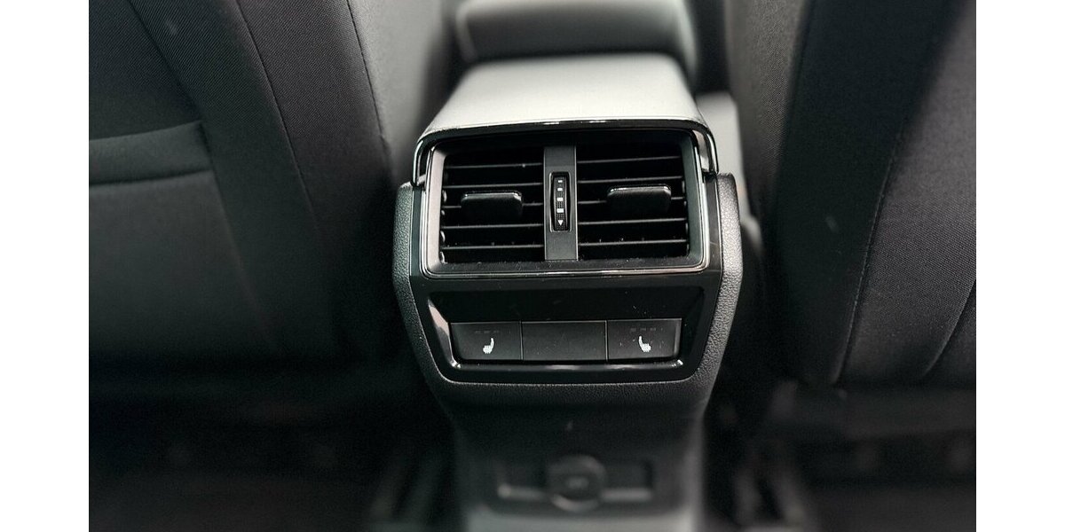 Skoda Karoq Clever/ Kamera / Virtual Cockpit / Keyless 36.000 km 24.890 &euro; Mönchengladbach 41066