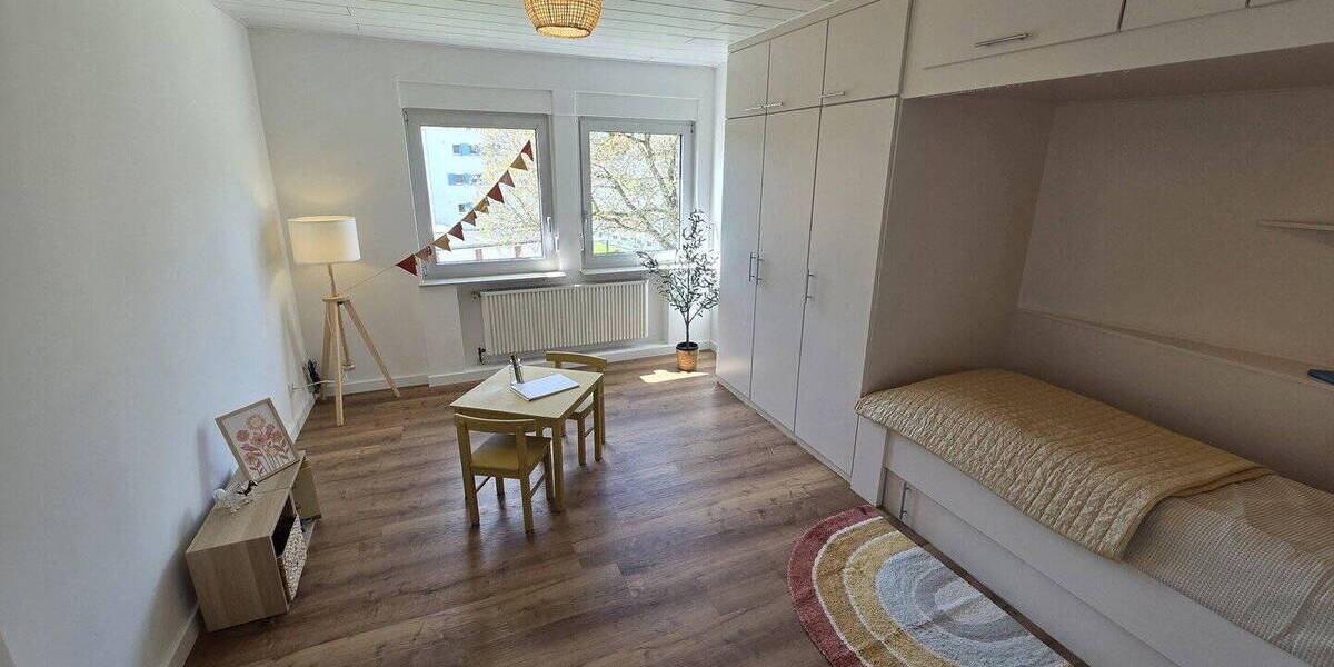 Etagenwohnung Mönchengladbach Eicken - 4 Zimmer, 89 m&sup2;, 249.000&euro; | Angebot:26200166