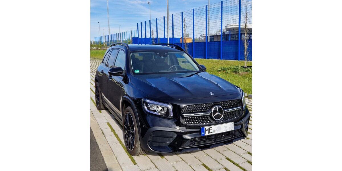 Mercedes-Benz GLB 250 23.500 km 41.390 &euro; Monheim 40789