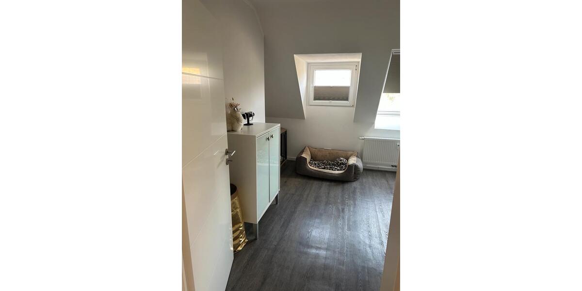 Maisonettenwohnung Neuss Reuschenberg - 3 Zimmer, 92 m&sup2;, 1.540&euro; | Angebot:26048097