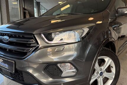 Ford Kuga 132.000 km 11.799 &euro; Golzheim 52399