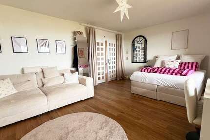 Wohnung Köln Bayenthal - 3 Zimmer, 94 m&sup2;, 1.690&euro; | Angebot:26061579