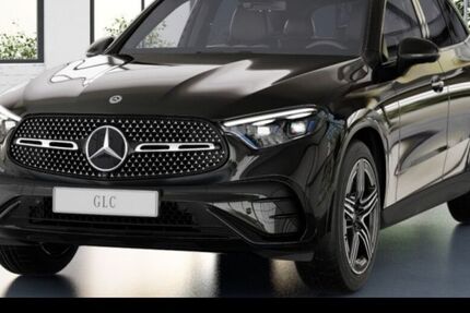 Mercedes-Benz GLC 300 9.900 km 73.990 &euro; Düsseldorf 40470