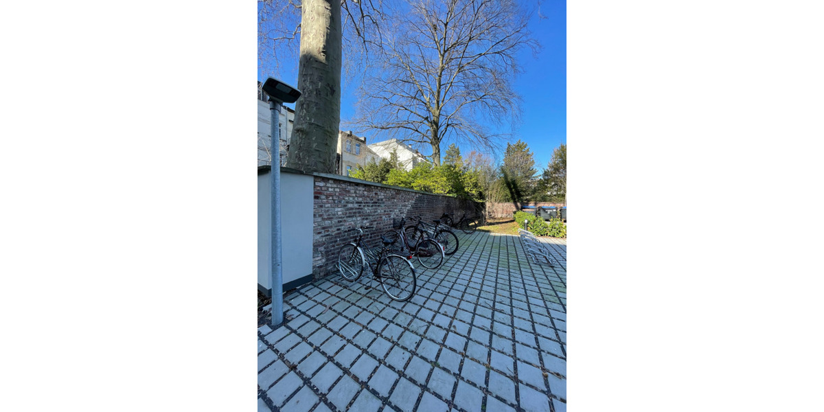 Etagenwohnung Düsseldorf Stadtbezirk 2 - 1 Zimmer, 24 m&sup2;, 780&euro; | Angebot:24748867