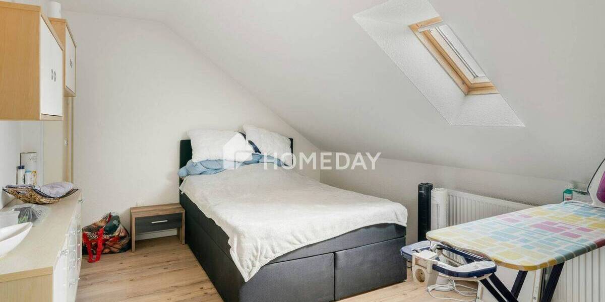 Reihenmittelhaus Mönchengladbach Giesenkirchen - 7 Zimmer, 180 m&sup2;, 389.000&euro; | Angebot:26016914