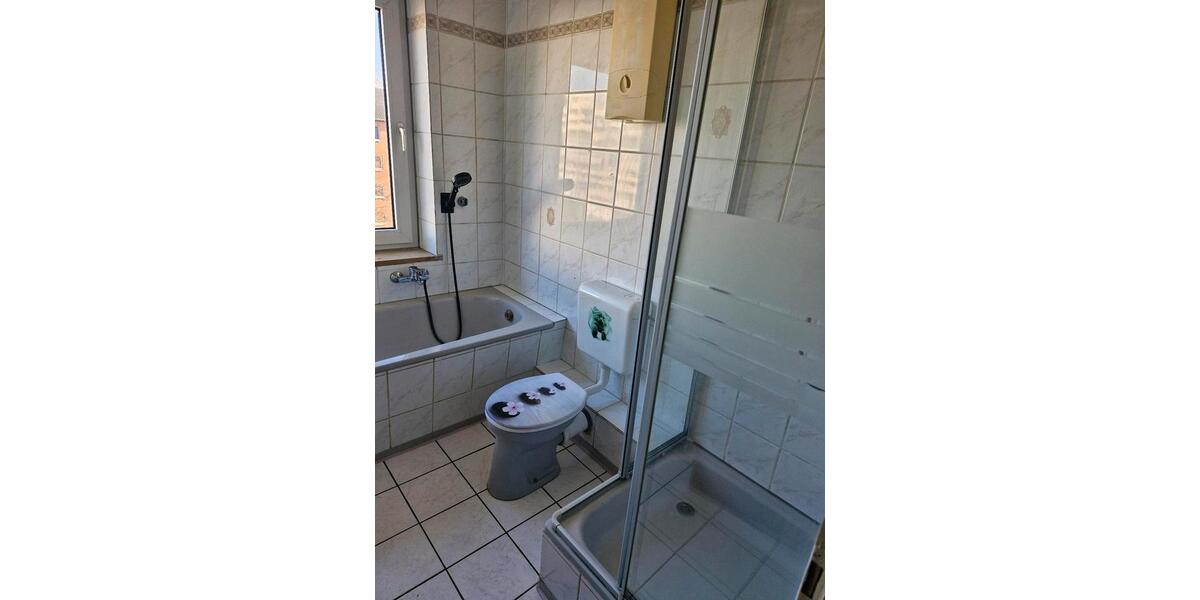 Etagenwohnung Krefeld Benrad - 3 Zimmer, 65 m&sup2;, 115.000&euro; | Angebot:26071513