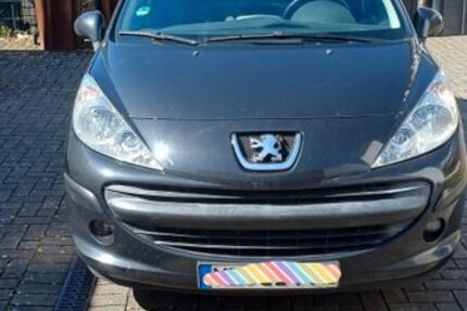 Peugeot 207 169.900 km 1.650 &euro; Neuss 41462