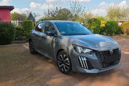Peugeot 208 27.000 km 13.500 &euro; Mönchengladbach-Nord 41068