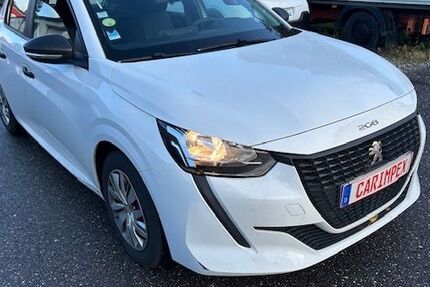 Peugeot 208 110.000 km 9.450 &euro; Mönchengladbach 41199