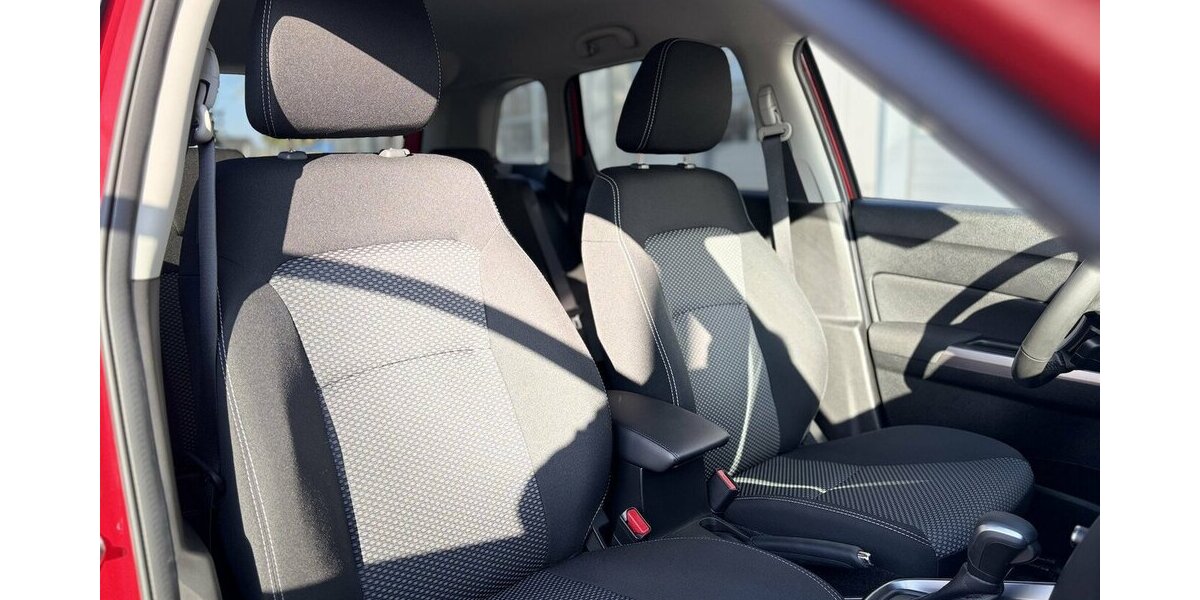 Suzuki Vitara 1.4 Hybrid 4x2 / Automatik / Kamera 35.000 km 21.490 &euro; Mönchengladbach 41066