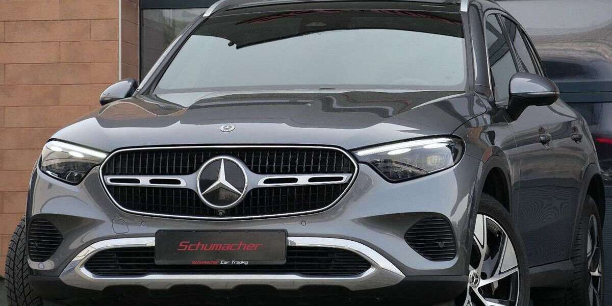 Mercedes-Benz GLC 300 55.000 km 54.490 &euro; Krefeld 47800