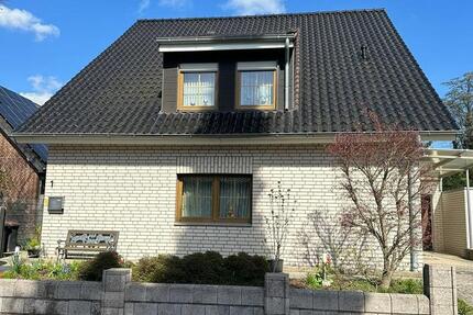 Haus Korschenbroich - 8 Zimmer, 219 m&sup2;, 849.000&euro; | Angebot:25375743