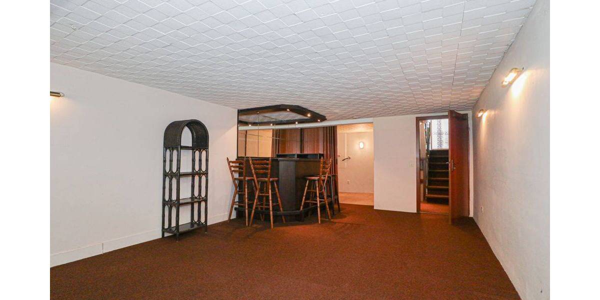 Reihenmittelhaus Neuss / Holzheim Holzheim - 5 Zimmer, 134 m&sup2;, 350.000&euro; | Angebot:26189776