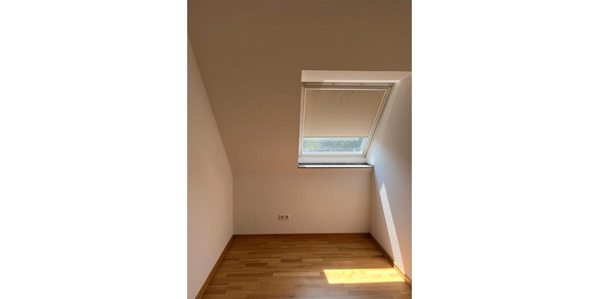 Maisonettenwohnung Monheim am Rhein - 4 Zimmer, 95 m&sup2;, 275.000&euro; | Angebot:26252279